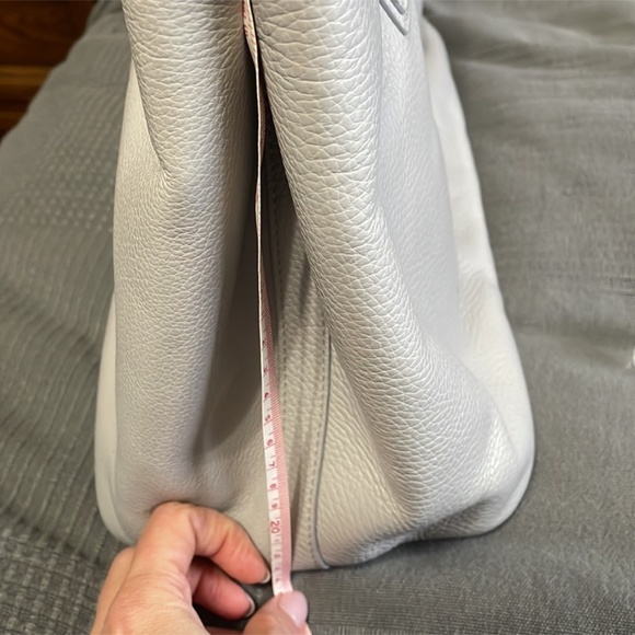 Blumarine tote - bag! Paid 2800$ it’s absolutely stunning super soft leather - Picture 11 of 15